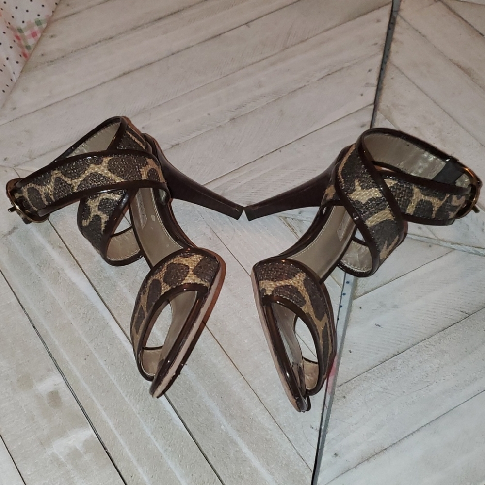 Via Spiga Size 8 M Leopard Print Strappy Heels